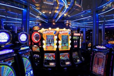 Live blackjack on pulsar pulsar live blackjack dealer and HD camera view